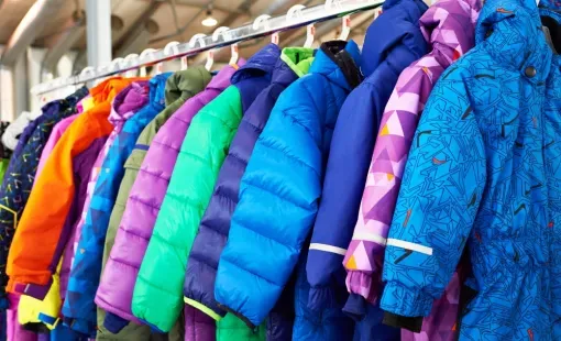 nettoyage de vêtements de ski à Moutiers